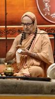 Shri Shiva Pujana by HH Swamiji; Picture courtesy Shri Jaikishan Kandlur